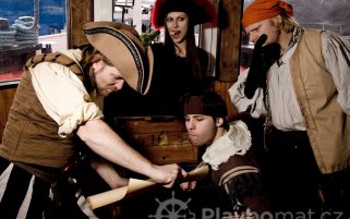 Pirátská plavba po Vltavě. Plavbomat