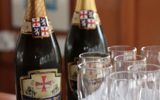 drinky na parníku v Praze