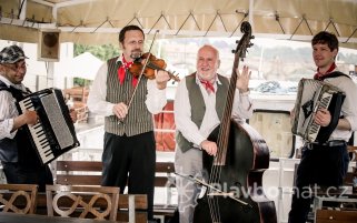 Narozeniny na lodi program